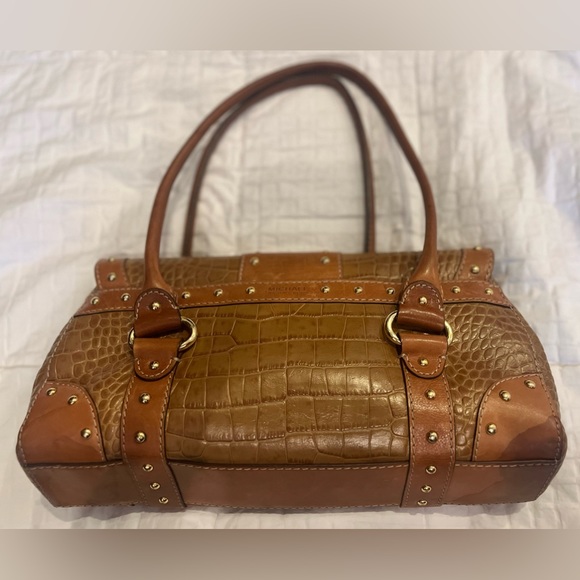 MICHAEL MICHAEL KORS Croc Embossed Brown Leather Handbag Gold Buckle Studs - Picture 4 of 13